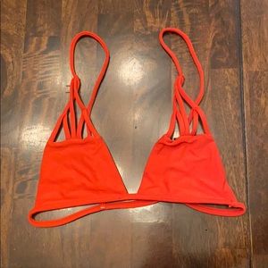 Acacia top red
